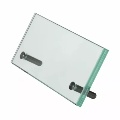 Bordskilt i herdet glass og rustfritt stål | 200 x 70 mm